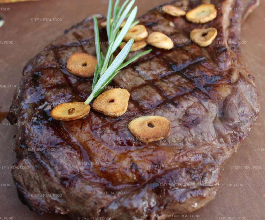 Côte de boeuf met zelfgemaakte knoflookolie