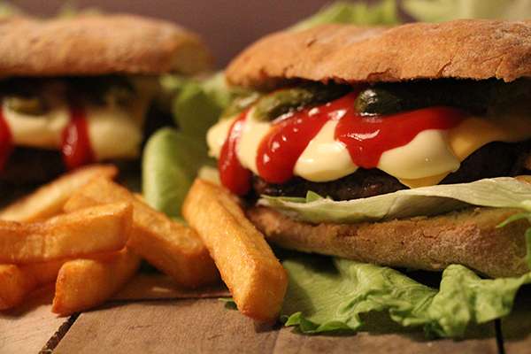Recept hamburger met friet | voor en door jou