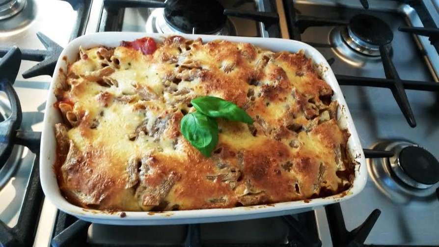 Recept ovenschotel met penne en gehakt
